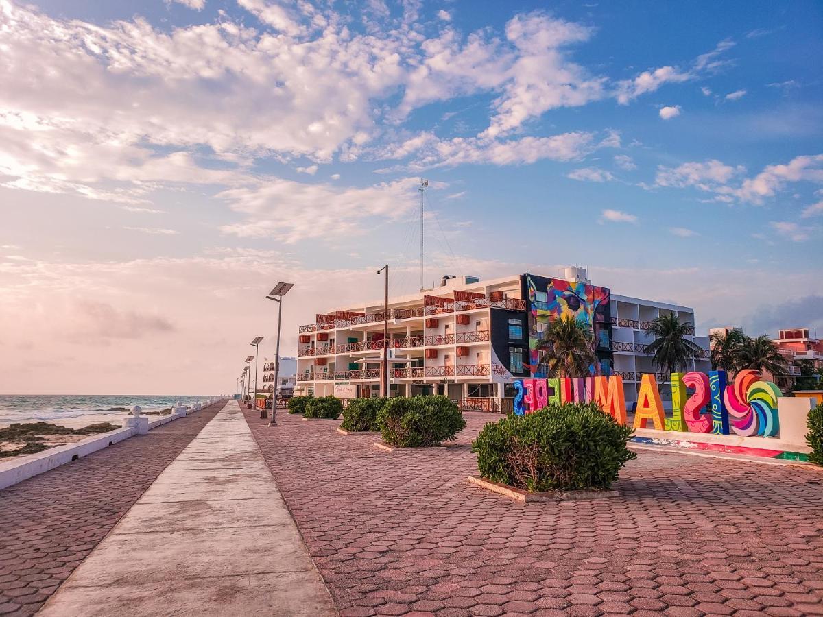 Esduma La Perla Isla Mujeres