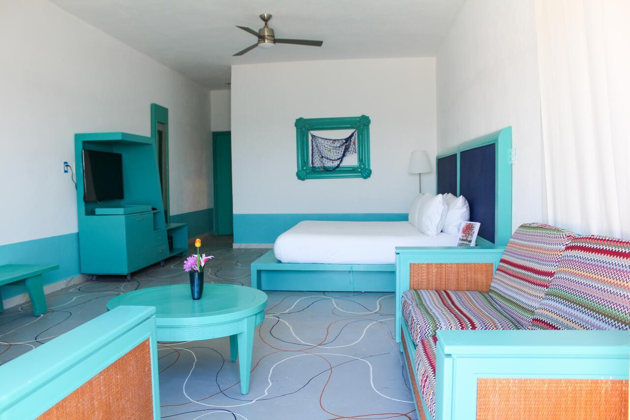 Hotel Esduma La Perla