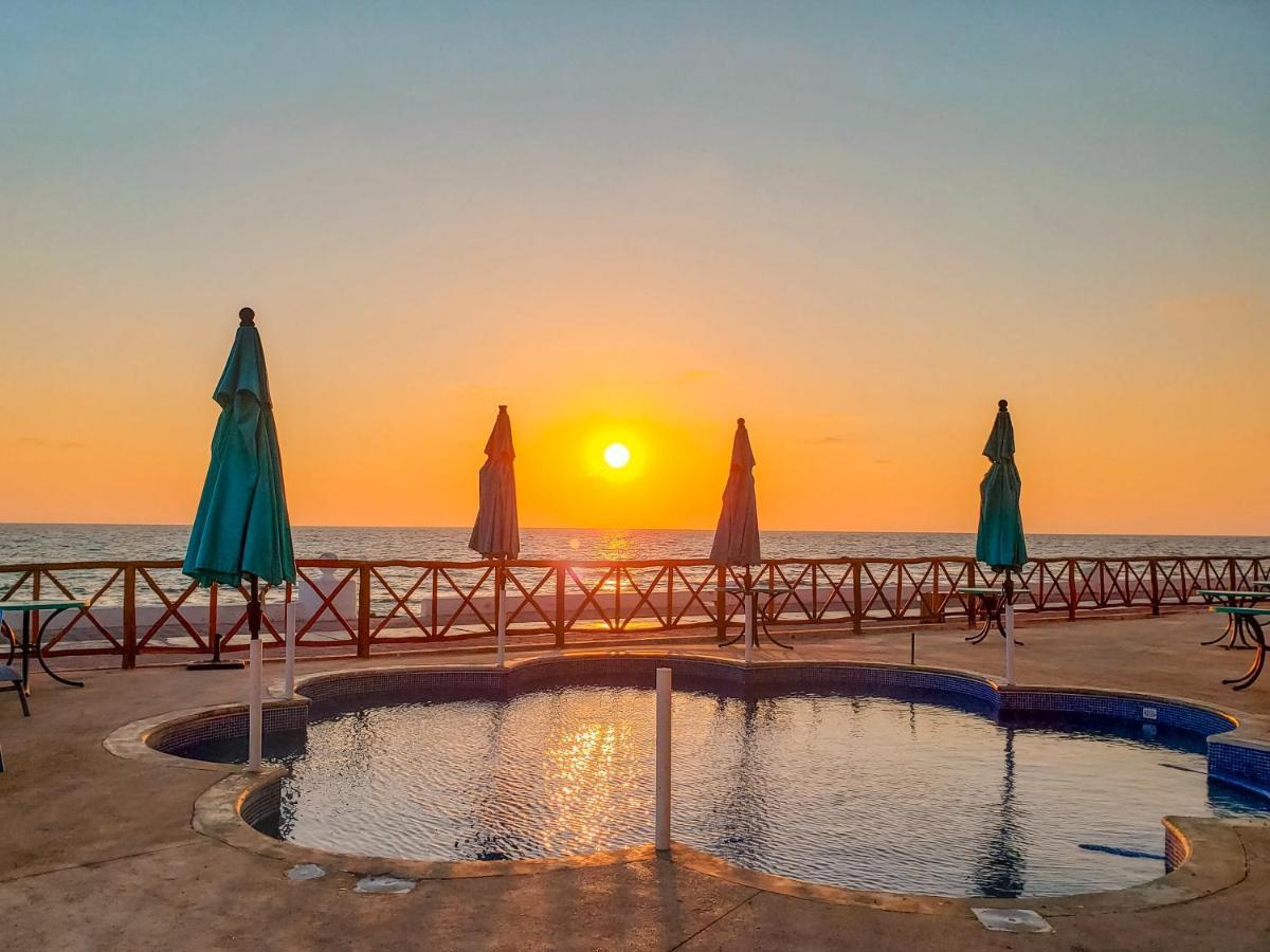 Esduma La Perla Hotel 4*