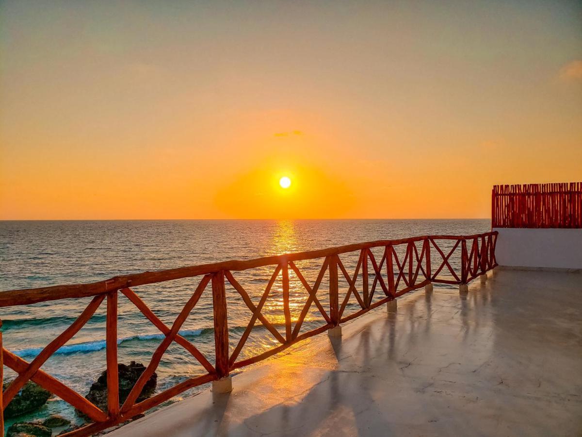 Esduma La Perla Isla Mujeres